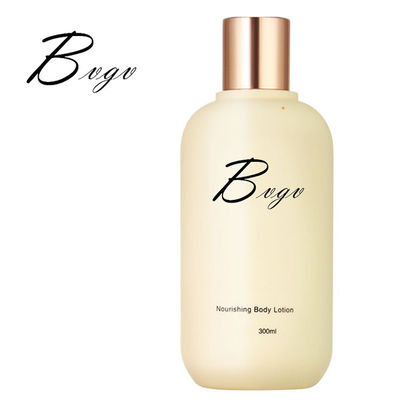 Huid die de Anti het Verouderen Lotion van het Lichaamscrème Kojic Zure Lichtgewichtlichaam bleken